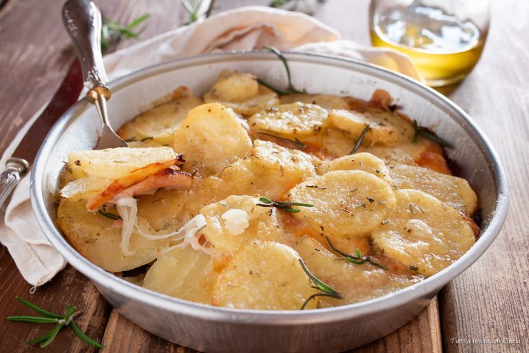 Parmigiana-di-patate-senza-besciamella-4